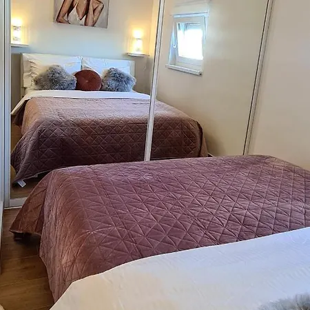 Family Oasis Zukve Apartamento Vrsi
