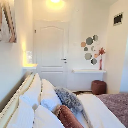 Family Oasis Zukve Apartamento