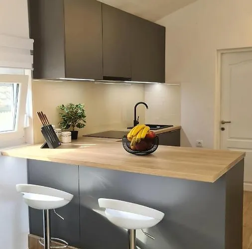 Appartement Family Oasis Zukve Vrsi