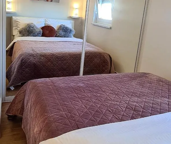 Family Oasis Zukve Appartement Vrsi