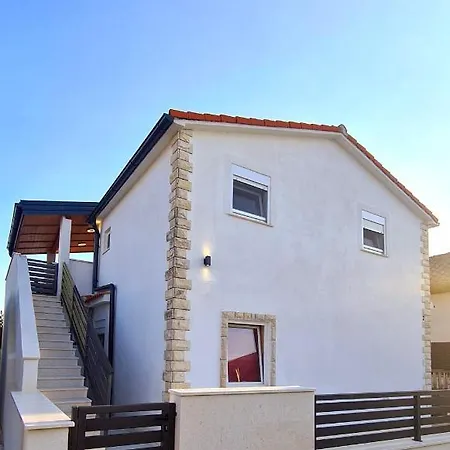 Family Oasis Zukve * Vrsi