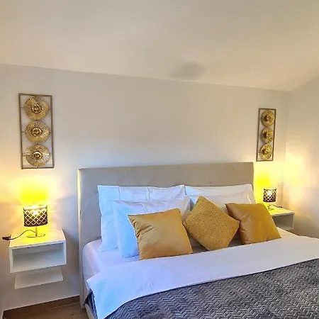 Family Oasis Zukve * Vrsi