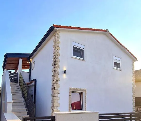 Family Oasis Zukve * Vrsi